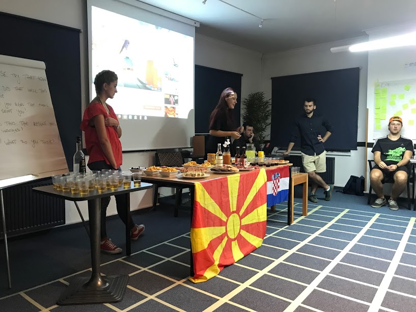 Přednáška zástupců Makedonie